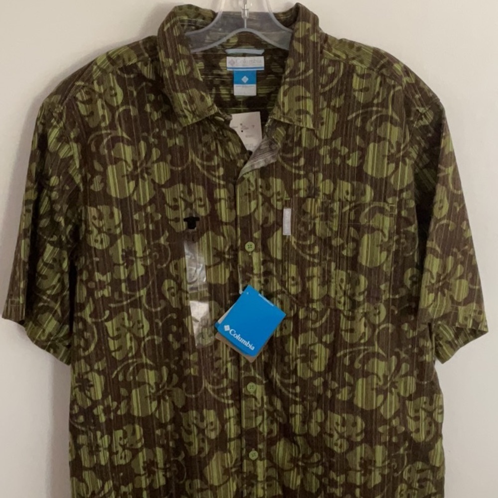 Columbia Green and Brown Geometric Casual Shirt